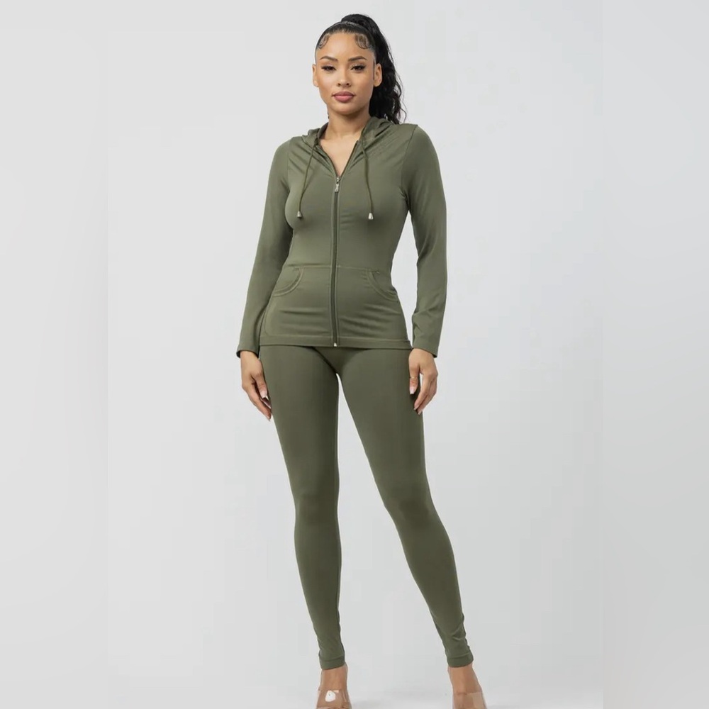 Seamless zip up hoodie jacket and legging set - Picture 3 of 7